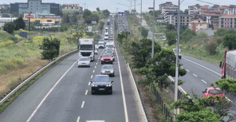 İstanbul-Tekirdağ Yolunda Kurban Bayramı Yoğunluğu
