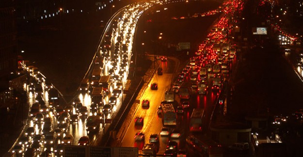 İstanbul Trafiği Felç Oldu!