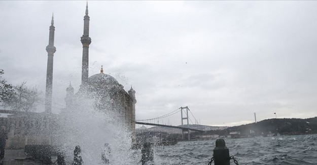 İstanbul Valiliğinden Fırtına Uyarısı