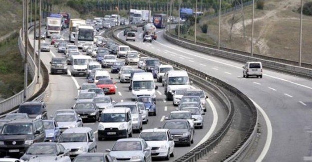 İstanbul Valiliği'nden Yola Çıkacaklara Kritik Uyarı