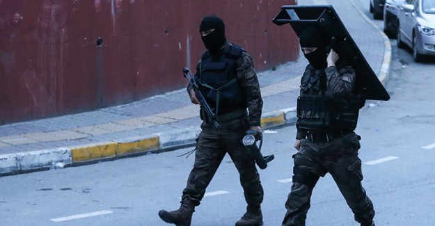İstanbul'da 5 Bin Polisle Büyük Operasyon!