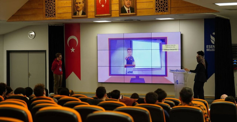 İstanbul'da Afetlere Hazırlık Temalı Dijital Oyun Geliştirme Kampı Tamamlandı