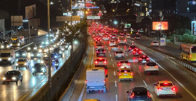 İstanbul'da Akşam Trafik Yoğunluğu