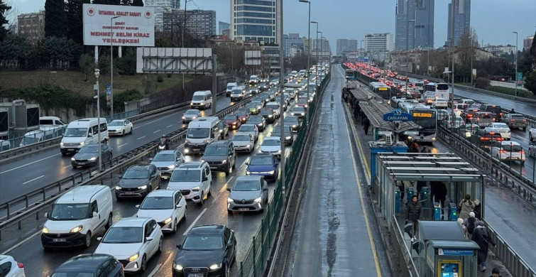 İstanbul'da Akşam Trafik Yoğunluğu Yüzde 89