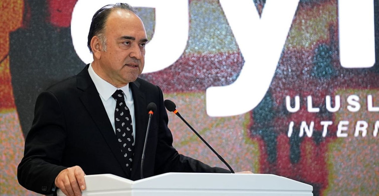 İstanbul'da AYMOD Uluslararası Ayakkabı Moda Fuarı Açıldı