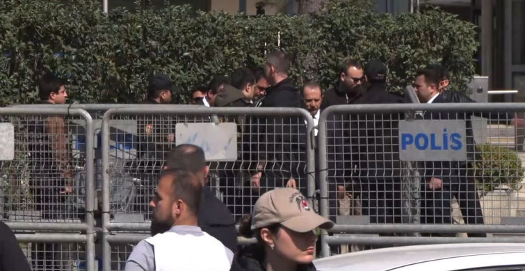 İstanbul'da Çatışma: Emniyet Müdürü Yıldız Olay Yerinde İncelemelerde Bulundu