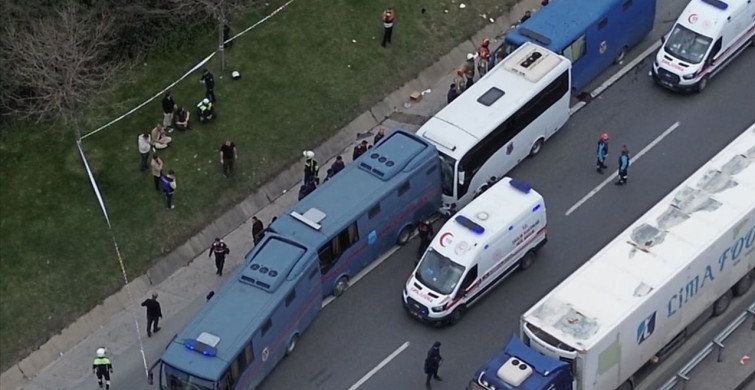 İstanbul'da Cezaevi Nakil Araçları Zincirleme Kaza Yaptı
