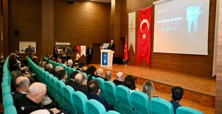 İstanbul'da Diş Hekimliği Günü Etkinliği