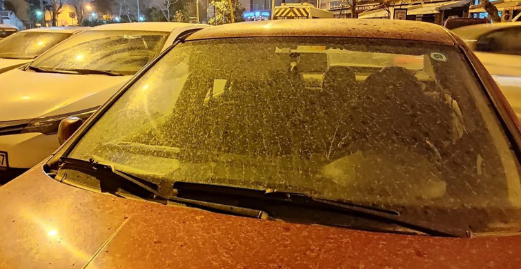 İstanbul'da Gece Çamur Yağdı