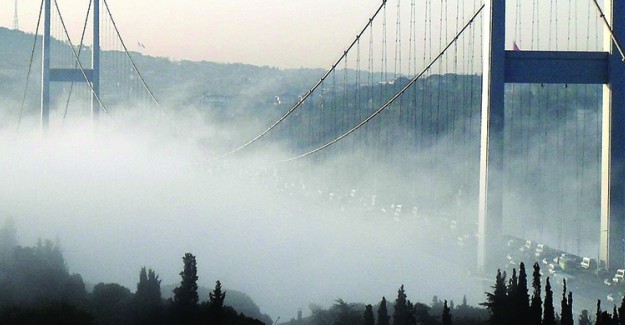 İstanbul'da Meydana Gelen Yoğun Sis Nedeniyle Tüm Şehir Hatları Vapur Seferleri ve İDO'nun Bazı Seferleri İptal Edildi