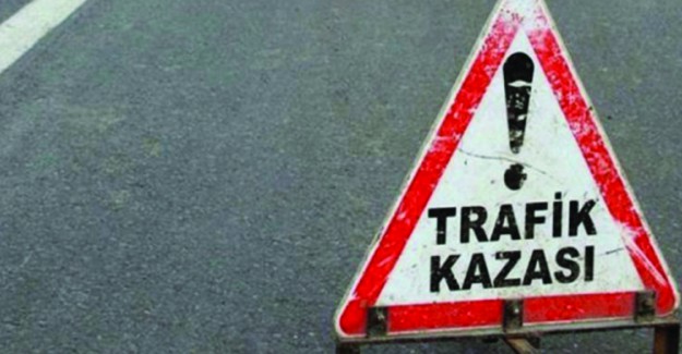 İstanbul'da Servis Midibüsü Devrildi, Çok Sayıda Yaralı Var
