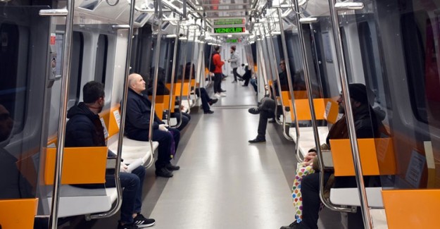 İstanbul'da Toplu Taşıtlarda Maske Zorunluluğu
