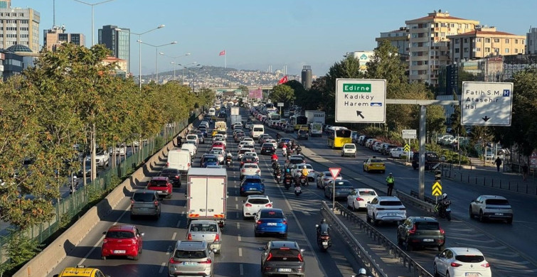 İstanbul'da Trafik Yoğunluğu Yüzde 71'e Ulaştı