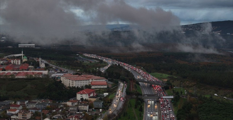 İstanbul'da Trafik Yoğunluğu Yüzde 90'ı Buldu