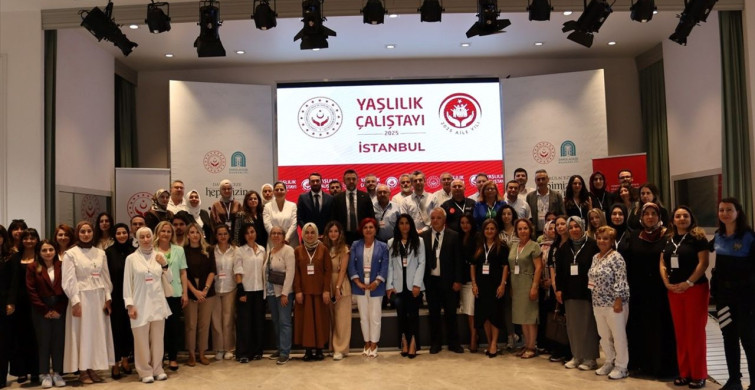 İstanbul'da Yaşlılık Çalıştayı Gerçekleştirildi