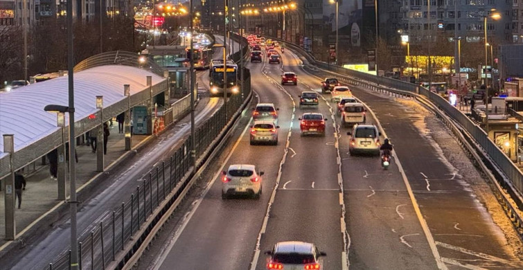 İstanbul'da Yeni Yılda Trafik Durumu Huzurlu