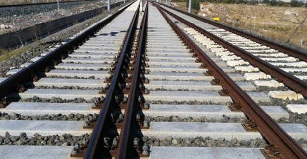 İstanbullular Dikkat! 10 Gün Boyunca Tren Raylarına Yaklaşmayın