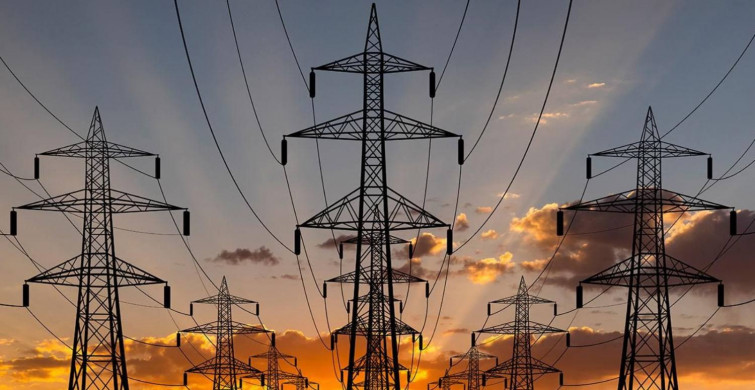 İstanbullular fenerleri hazırlayın: 20 ilçede elektrikler kesilecek