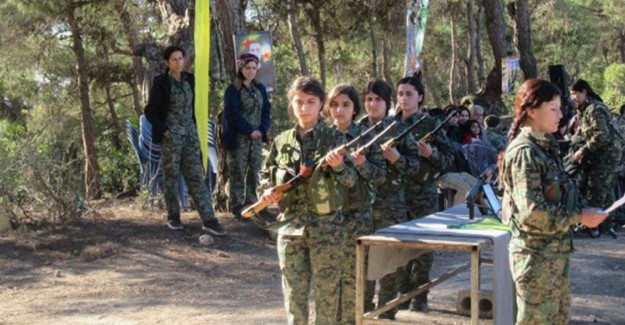 İşte PKK/YPG'nin Silah Altına Aldığı Çocuklar
