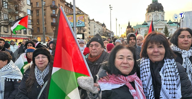 İsveç'te Gazze'ye Yönelik Saldırılar Protesto Edildi