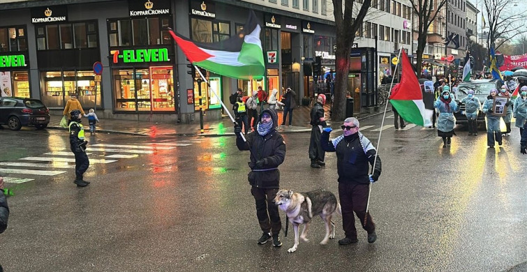 İsveç'te Gazze'ye Yönelik Saldırılara Protesto
