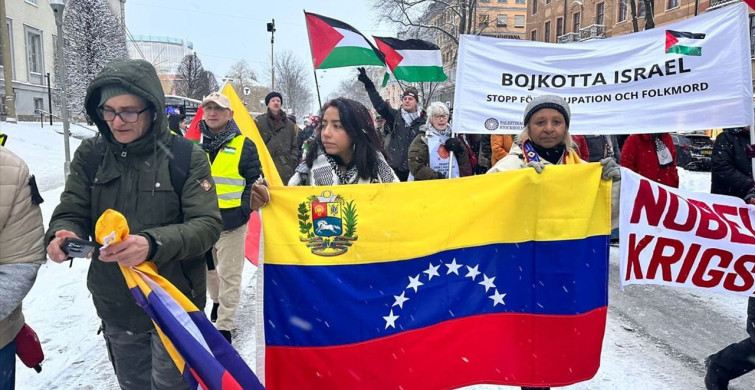 İsveç'te Saldırılara Karşı Protesto Gösterisi