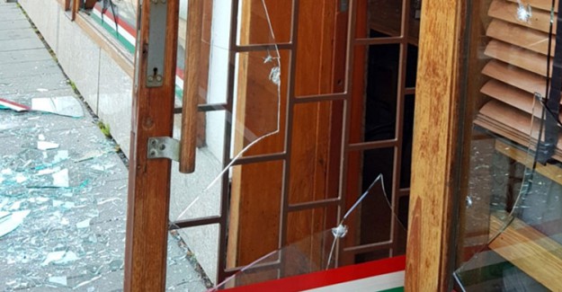 İsveç'te Türk Restoranına El Yapımı Bombayla Saldırı