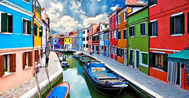 İtalya Burano Adası
