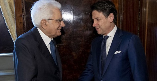 İtalya'da Hükümet Kurma Yetkisi Conte'ye Verildi
