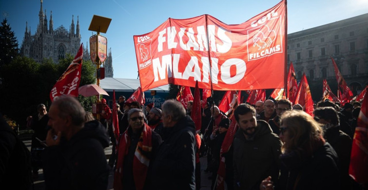 İtalya'da İşçiler Grevde: 2026 Bütçe Planı Protesto Ediliyor