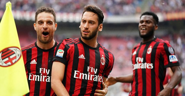 İtalyan Medyasından Bomba İddia! Hakan Çalhanoğlu Ayrılıyor Mu?