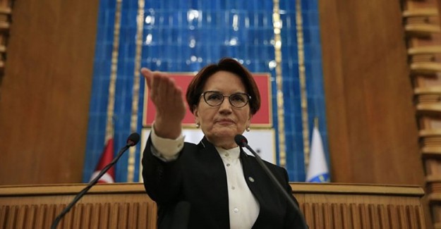 İYİ Parti Lideri Akşener'den AK Parti'ye Andımız Eleştirisi! 