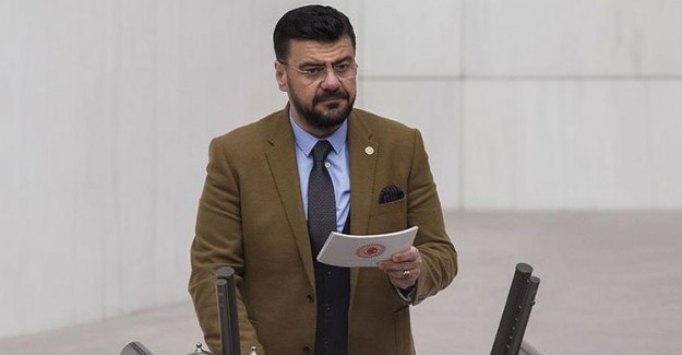 İYİ Parti'den İstifa Eden Milletvekili Tamer Akkal, AK Parti'ye Geçiyor