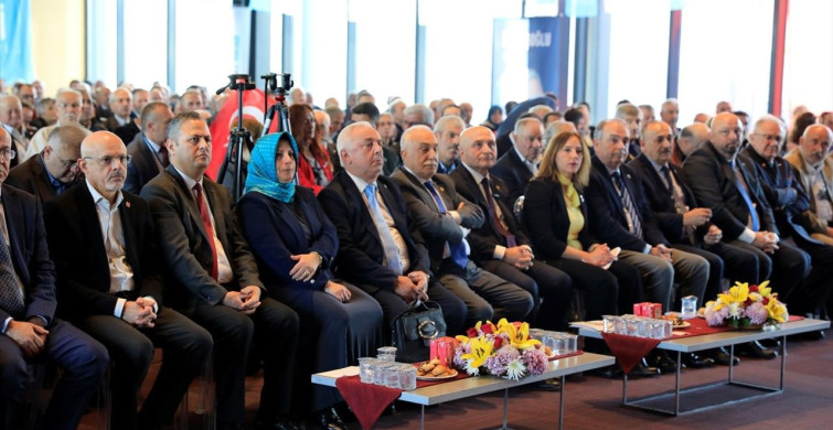 İYİ Parti'nin Samsun İl Kongresi'nde Eleştiriler Yükseldi