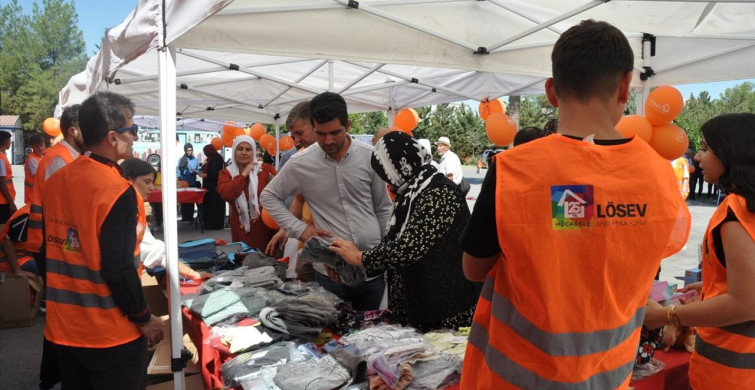İyilik Tırı Mardin'de Lösemili Ailelerle Buluştu