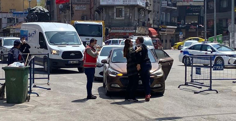 İzin Belgesi Soran Polisin Üzerine Yürüdü