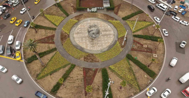 İzmir 9 Eylül Meydanı'nda Yeşil Devrim