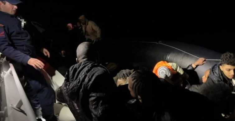 İzmir Açıklarında 36 Düzensiz Göçmen Kurtarıldı