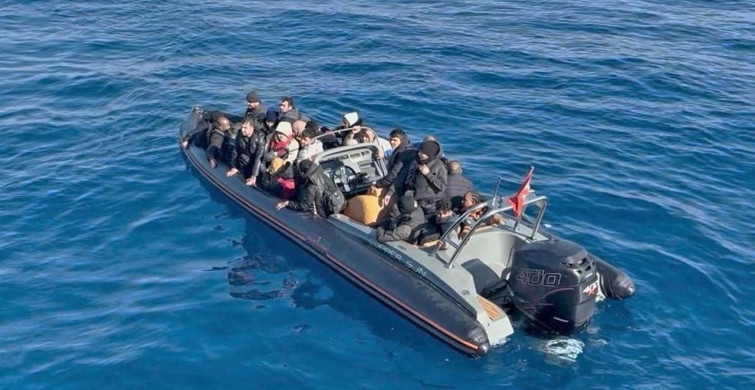 İzmir Açıklarında Düzensiz Göçmen Operasyonu