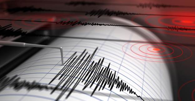 İzmir Açıklarında Korkutan Deprem!