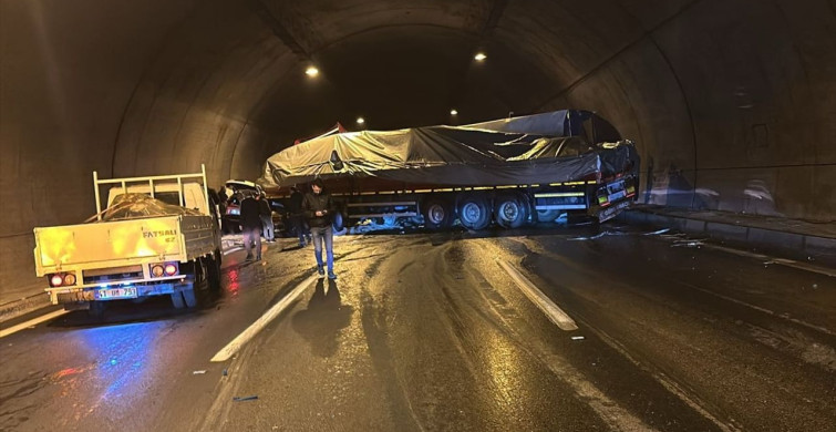 İzmir-Aydın Otoyolu'nda Zincirleme Kaza