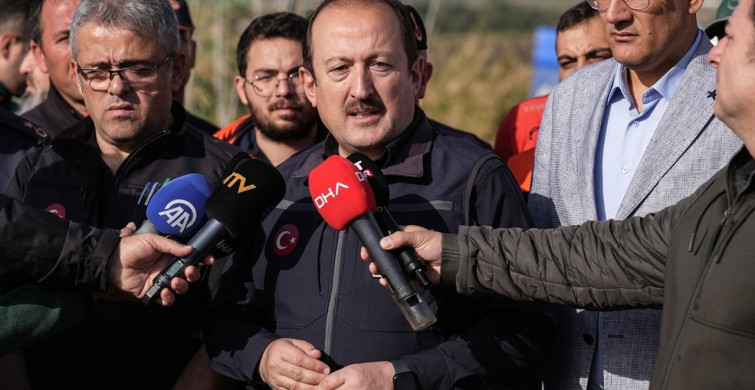 İzmir Foça'daki Selde Kaybolan Bülent Kaptanoğlu'nun Cansız Bedeni Bulundu İzmir Foça'daki Selde Kaybolan Bülent Kaptanoğlu'nun Cansız Bedeni Bulundu