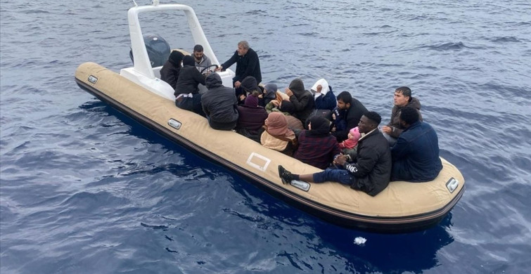 İzmir'de 128 Düzensiz Göçmen Yakalandı
