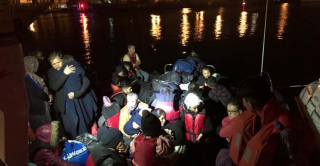İzmir'de 267 Kaçak Göçmen Yakalandı