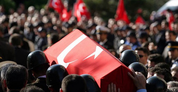 İzmir'de Askeri Uçak Düştü: 2 Şehit