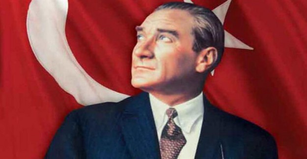 İzmir'de Atatürk Posterinin Üzeri Kapatılmasına Soruşturma