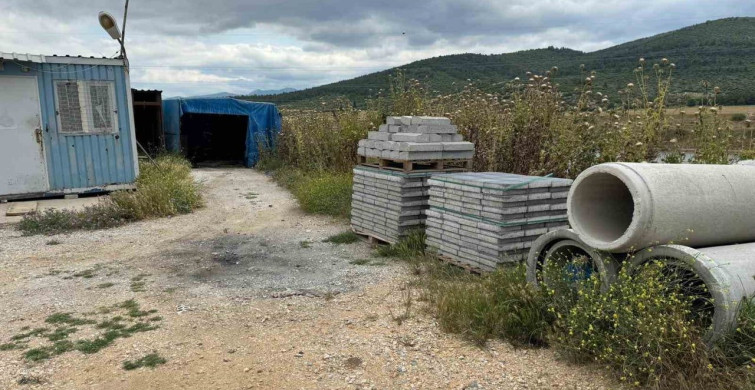 İzmir'de Cinayet: Kadın Komşusunu Altınları İçin Öldürdü