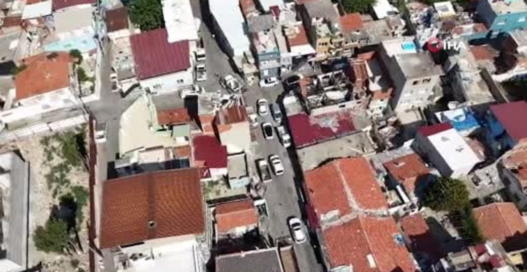 İzmir'de dron destekli uyuşturucu operasyonunda iki firari yakalandı