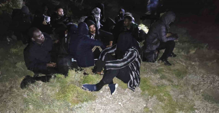 İzmir'de Düzensiz Göçmen Operasyonu: 29 Yakalandı