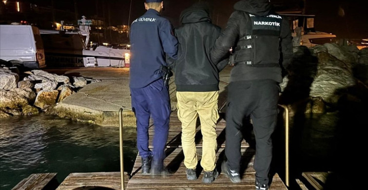 İzmir'de Düzensiz Göçmenlere Kurtarma Operasyonu